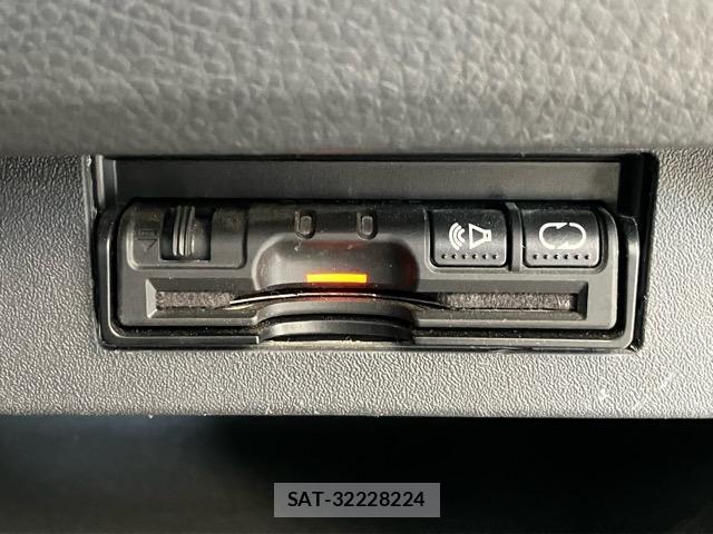 Nissan MOCO 2012-04 8730873-16