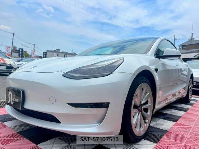 Tesla MODEL 3 2021-12 8731292-11