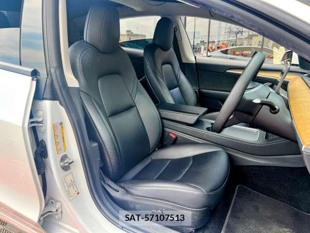 Tesla MODEL 3 2021-12 8731292-16