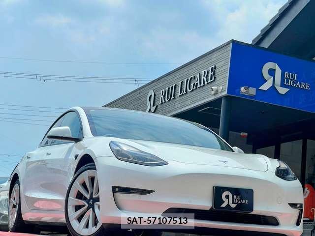 Tesla MODEL 3 2021-12 8731292-3