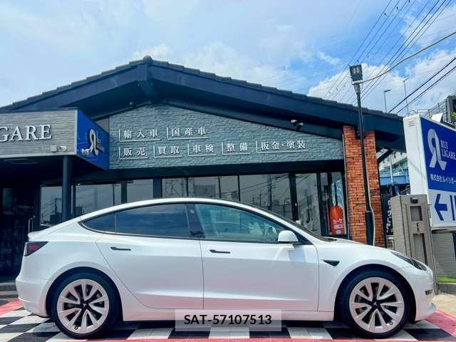 Tesla MODEL 3 2021-12 8731292-6