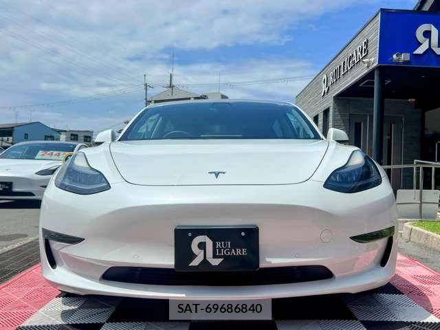 Tesla MODEL 3 2021-10 8731293-12