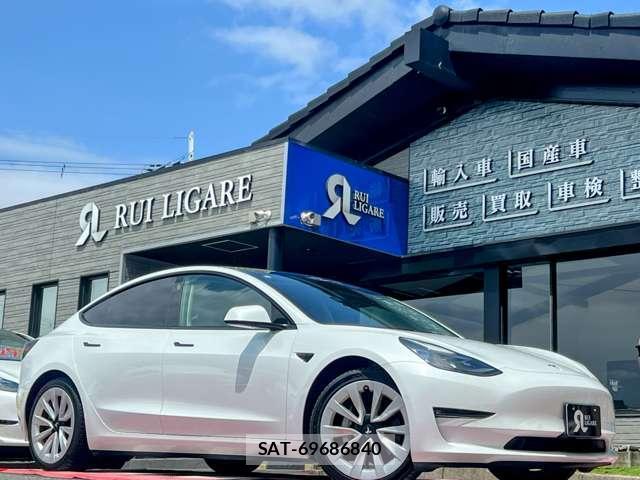 Tesla MODEL 3 2021-10 8731293-4