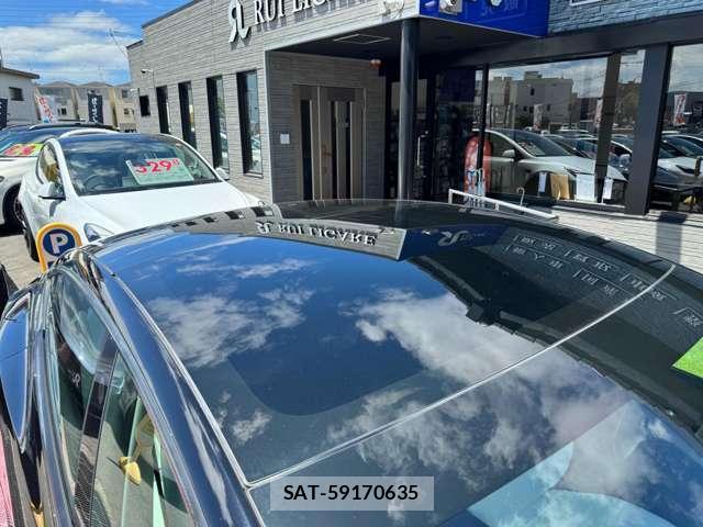 Tesla MODEL 3 2021-04 8731294-15