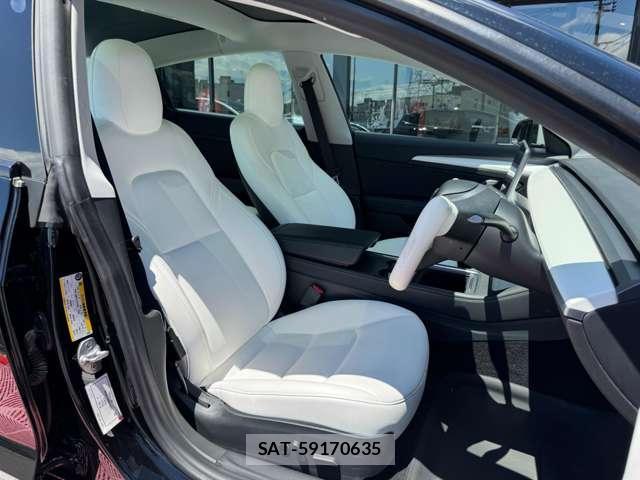 Tesla MODEL 3 2021-04 8731294-18
