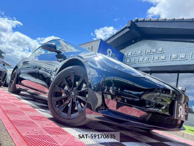 Tesla MODEL 3 2021-04 8731294-5