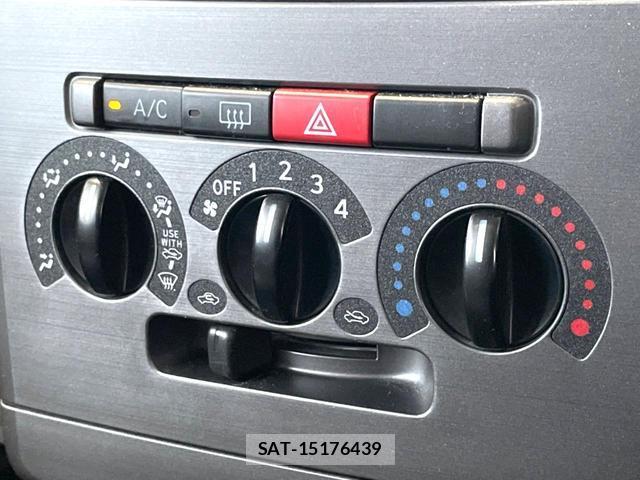 Daihatsu MOVE CONTE 2015-08 8730460-2
