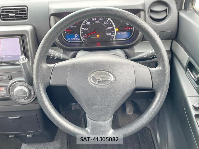 Daihatsu MOVE CONTE 2013-11 8730530-11