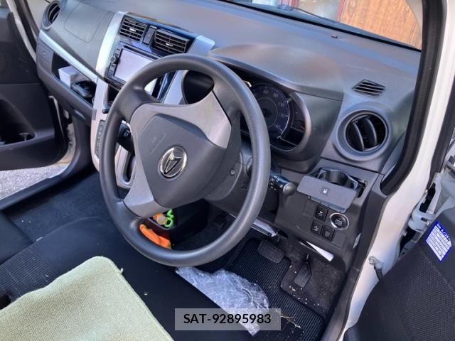 Daihatsu MOVE 2013-03 8727341-8