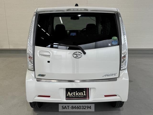 Daihatsu MOVE 2013-12 8727820-4