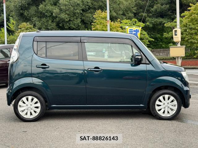 Suzuki MR WAGON 2013-12 8728561-3