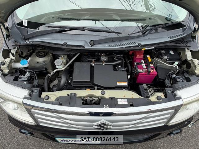 Suzuki MR WAGON 2013-12 8728561-7