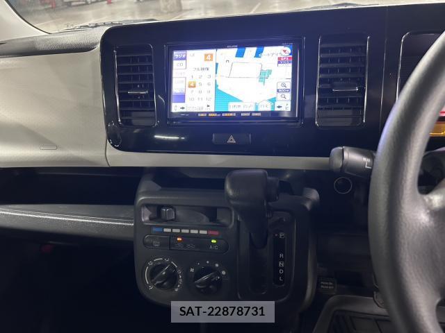 Suzuki MR WAGON 2013-06 8730716-14