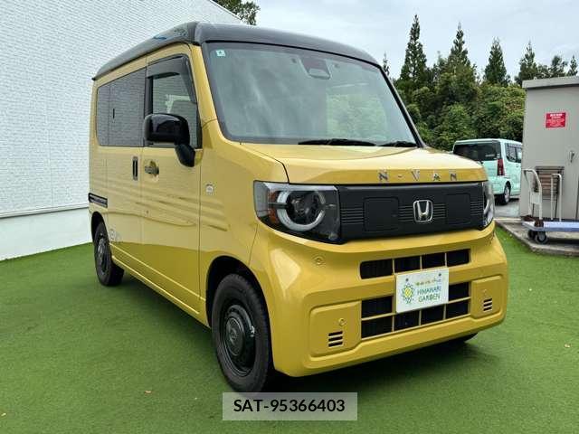 Honda N-VAN e: 2025-04 8731186-2