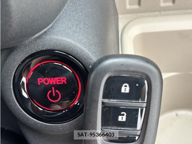 Honda N-VAN e: 2025-04 8731186-7