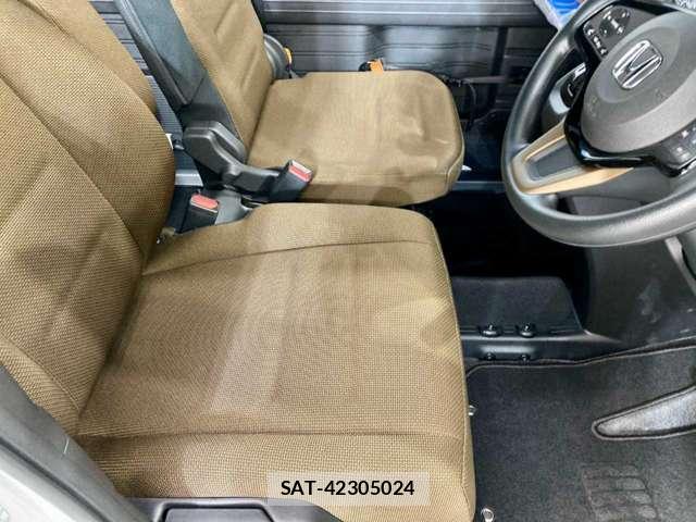 Honda N-VAN 2024-12 8725887-19