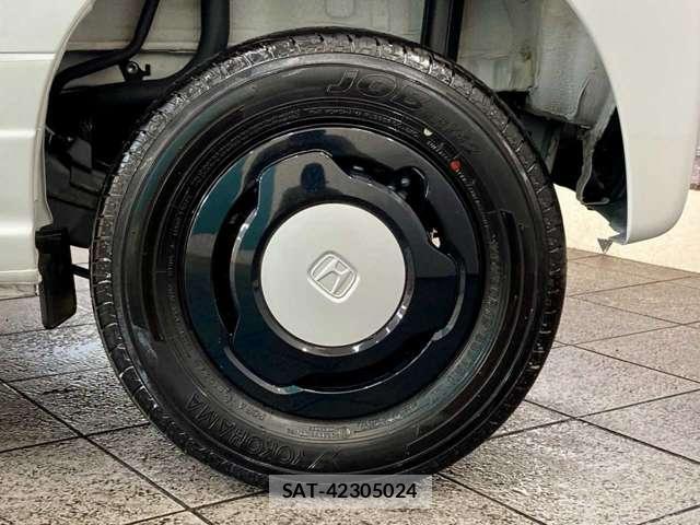 Honda N-VAN 2024-12 8725887-2