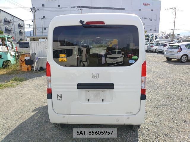 Honda N-VAN 2019-08 8727429-3
