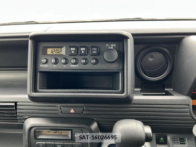 Honda N-VAN 2021-02 8729796-4