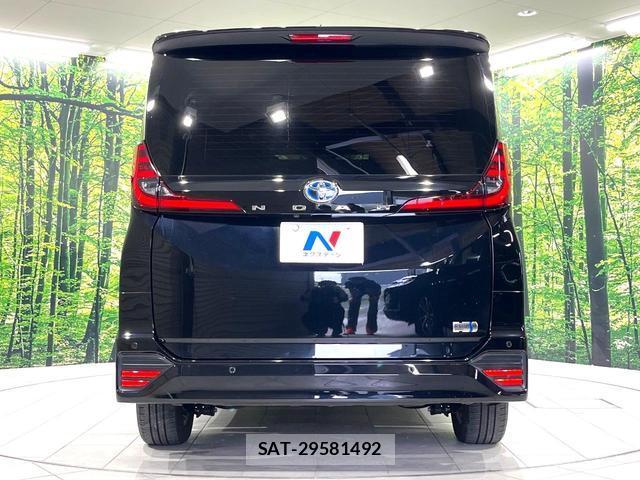 Toyota NOAH 2024-06 8725751-16