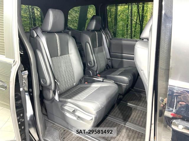 Toyota NOAH 2024-06 8725751-9