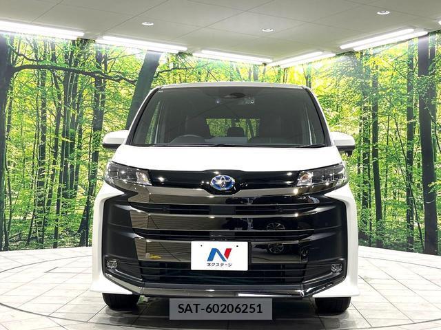 Toyota NOAH 2024-06 8725755-15