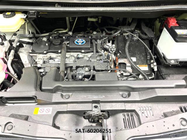 Toyota NOAH 2024-06 8725755-19