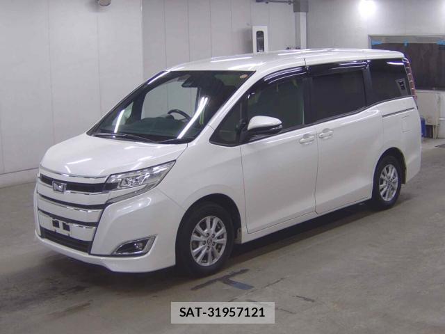 Toyota NOAH 2017-07 8726267-3