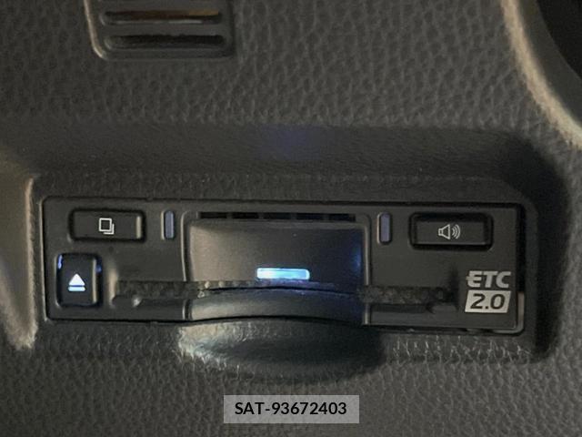 Toyota NOAH 2023-01 8726424-6