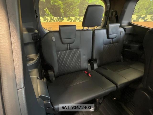 Toyota NOAH 2023-01 8726424-9