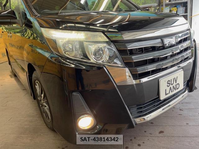 Toyota NOAH 2017-05 8726431-12