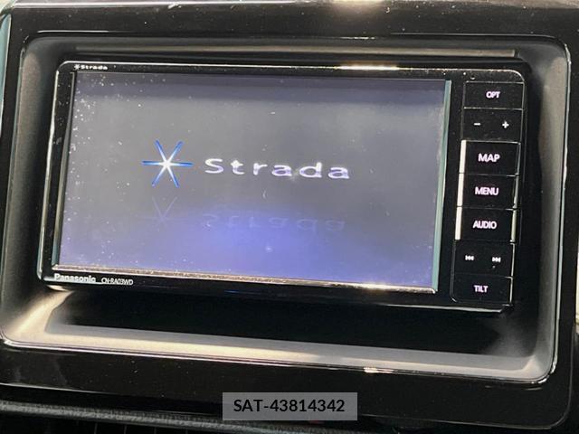 Toyota NOAH 2017-05 8726431-2