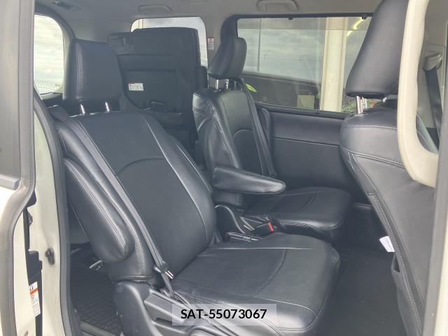 Toyota NOAH 2014-09 8726516-5