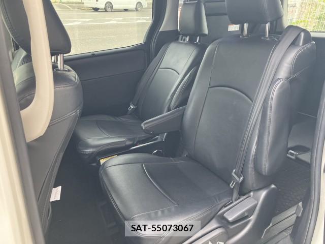 Toyota NOAH 2014-09 8726516-7