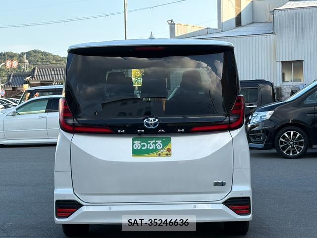 Toyota NOAH 2025-02 8726577-3