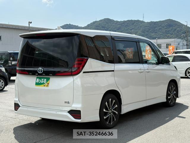 Toyota NOAH 2025-02 8726577-8