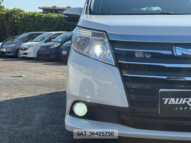 Toyota NOAH 2019-10 8726647-14