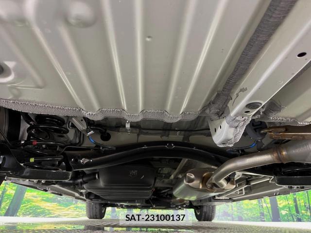 Toyota NOAH 2025-11 8727006-18