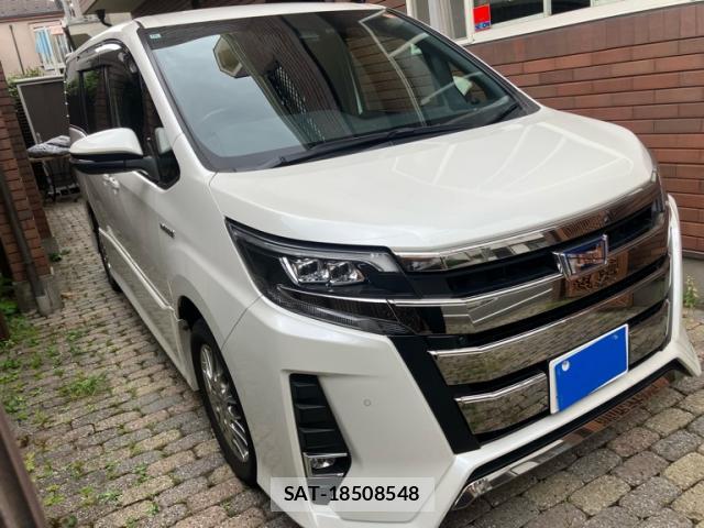 Toyota NOAH 2020-10 8727145-1