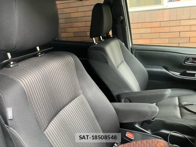Toyota NOAH 2020-10 8727145-10