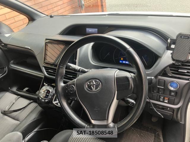 Toyota NOAH 2020-10 8727145-16
