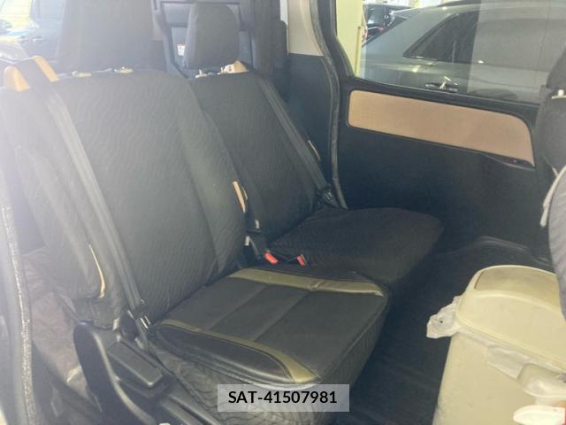 Toyota NOAH 2014-07 8727686-8
