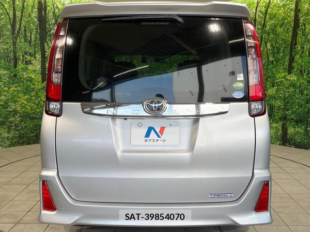 Toyota NOAH 2014-05 8727726-16