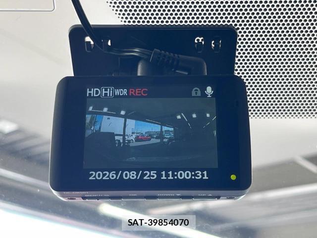 Toyota NOAH 2014-05 8727726-7