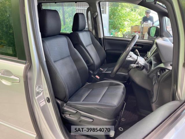 Toyota NOAH 2014-05 8727726-8