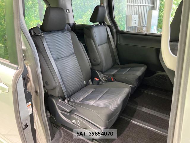 Toyota NOAH 2014-05 8727726-9
