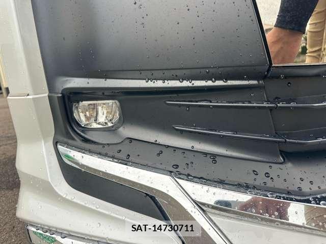 Toyota NOAH 2025-09 8727756-12