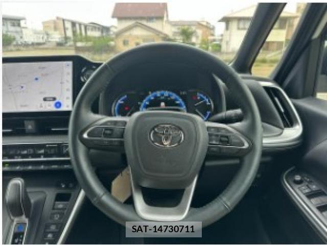 Toyota NOAH 2025-09 8727756-17