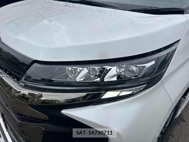 Toyota NOAH 2025-09 8727756-9