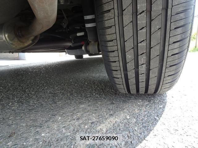 Toyota NOAH 2017-10 8728259-13